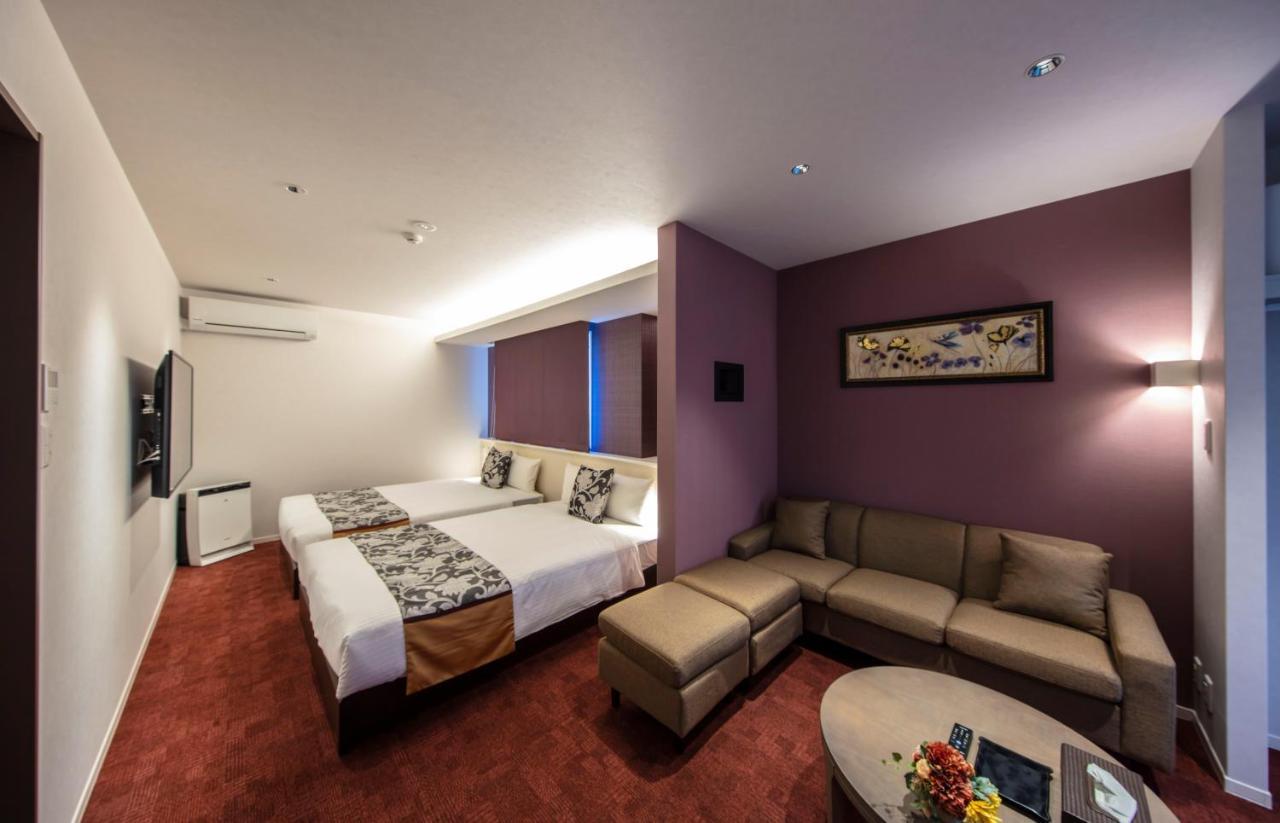 Aparthotel Grand Base Okayama Ekimae Esterno foto